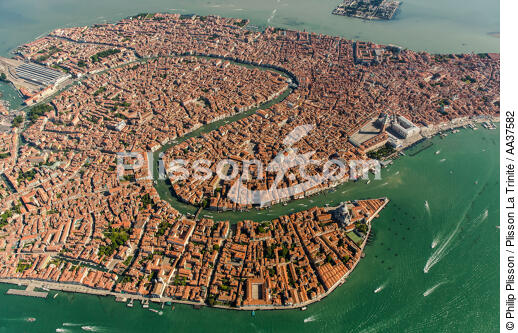 Venice - © Philip Plisson / Plisson La Trinité / AA37582 - Photo Galleries - Aerial shot