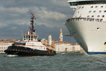 Traffic des paquebots à Venise © Philip Plisson / Plisson La Trinité / AA37703 - Nos reportages photos - Transport maritime