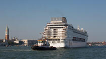 Traffic des paquebots à Venise © Philip Plisson / Pêcheur d’Images / AA37706 - Nos reportages photos - Trafic maritime dans la lagune de Venise