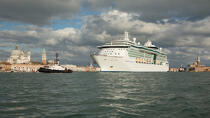 Traffic des paquebots à Venise © Philip Plisson / Plisson La Trinité / AA37708 - Nos reportages photos - Transport maritime