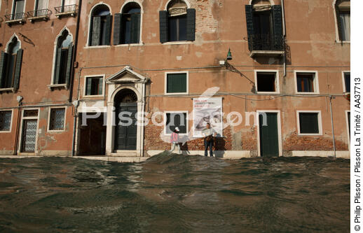 Grande marée à Venise - © Philip Plisson / Plisson La Trinité / AA37713 - Nos reportages photos - Environnement