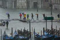 High tide in Venice © Philip Plisson / Plisson La Trinité / AA37736 - Photo Galleries - Italy