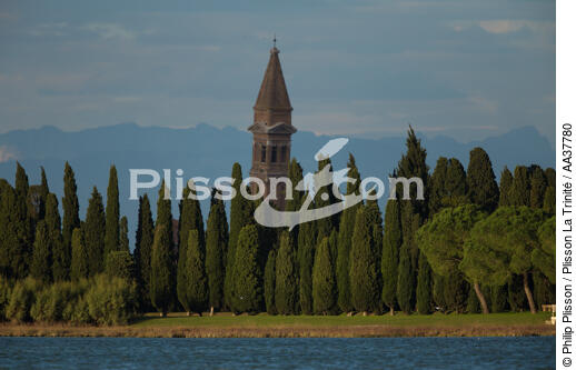 Island of Burano [AT] - © Philip Plisson / Plisson La Trinité / AA37780 - Photo Galleries - Venetian lagoon