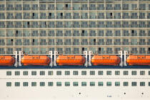 Cruise ship © Philip Plisson / Plisson La Trinité / AA37842 - Photo Galleries - Nautical terms