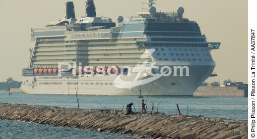 Cruise ship in the lagoon of Venice - © Philip Plisson / Plisson La Trinité / AA37847 - Photo Galleries - Site of interest [It]