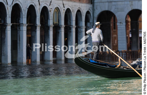 Acqua alta in Venice - © Philip Plisson / Plisson La Trinité / AA37935 - Photo Galleries - Italy