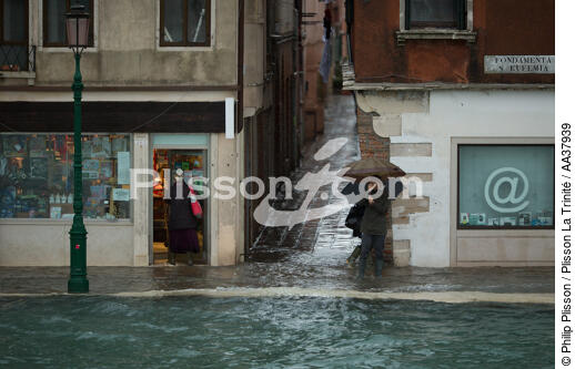 Acqua alta in Venice - © Philip Plisson / Plisson La Trinité / AA37939 - Photo Galleries - Big tides