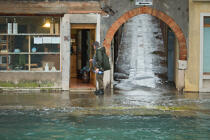Acqua alta in Venice © Philip Plisson / Plisson La Trinité / AA37941 - Photo Galleries - Town [It]