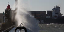 © Philip Plisson / Pêcheur d’Images / AA39882 Le Havre in Normandy - Photo Galleries - Storm at sea