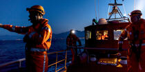 © Philip Plisson / Plisson La Trinité / AA39917 Rescue at sea - Photo Galleries - 16/9 horizontal