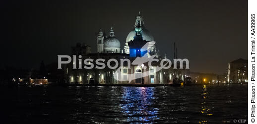 The basilica Santa Maria della salute of Venice - © Philip Plisson / Plisson La Trinité / AA39965 - Photo Galleries - Venice
