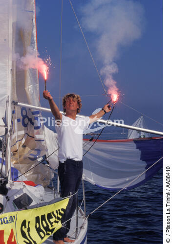 Laurent Bourgnon - ©  / Plisson La Trinité / AA38410 - Photo Galleries - Nautical terms