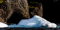 © Philip Plisson / Plisson La Trinité / AA38616 On the west coast of Greenland - Photo Galleries - Ground shot