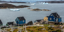 © Philip Plisson / Plisson La Trinité / AA38617 On the west coast of Greenland - Photo Galleries - Ground shot