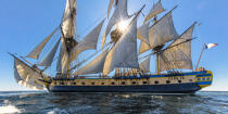 © Philip Plisson / Plisson La Trinité / AA38674 The Hermione at sea - Photo Galleries - Tall ship / Sailing ship