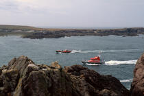 © Philip Plisson / Pêcheur d’Images / AA39876 The old and the new lifeboat on the island of Ouessant in the Lampaul bay - Photo Galleries - Finistère