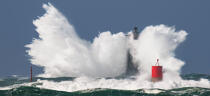 © Philip Plisson / Pêcheur d’Images / AA38720 le Four Lighthouse - Photo Galleries - Storm at sea