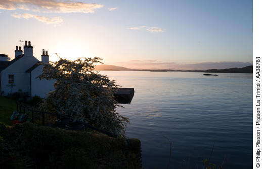 Loch Crinan - © Philip Plisson / Plisson La Trinité / AA38761 - Nos reportages photos - Crinan