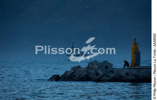 Port de Hout bay - © Philip Plisson / Plisson La Trinité / AA38930 - Nos reportages photos - Activité maritime