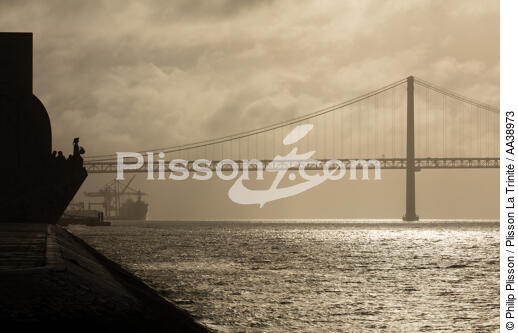 Lisbonne - © Philip Plisson / Plisson La Trinité / AA38973 - Nos reportages photos - Environnement