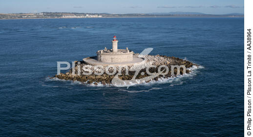 Bugio lighthouse - © Philip Plisson / Plisson La Trinité / AA38964 - Photo Galleries - Maritime activity