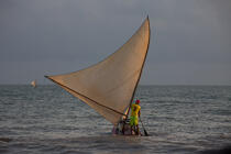 © Philip Plisson / Plisson La Trinité / AA39069 Jangaderos - Nos reportages photos - Pêcheur du monde