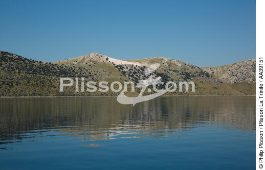 Croetia - © Philip Plisson / Plisson La Trinité / AA39151 - Photo Galleries - Calm sea