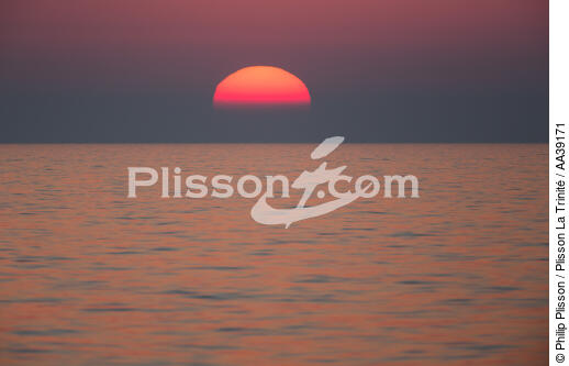 Croatie - © Philip Plisson / Plisson La Trinité / AA39171 - Nos reportages photos - Coucher de soleil