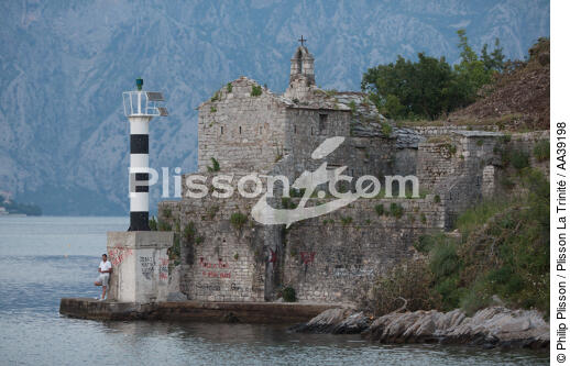 Bouches de Kotor - © Philip Plisson / Plisson La Trinité / AA39198 - Photo Galleries - Montenegro