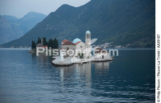 Saint George Island - © Philip Plisson / Plisson La Trinité / AA39187 - Photo Galleries - Montenegro