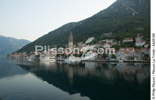 Bouches de Kotor - © Philip Plisson / Plisson La Trinité / AA39189 - Photo Galleries - Montenegro