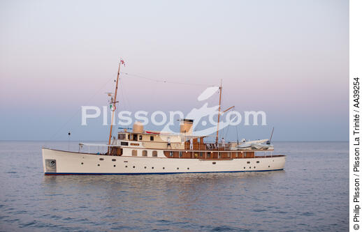 Fair Lady - © Philip Plisson / Plisson La Trinité / AA39254 - Nos reportages photos - Yachting