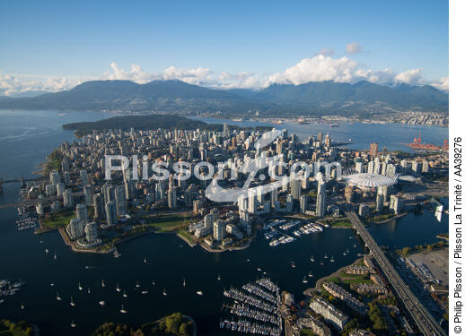 Vancouver - © Philip Plisson / Plisson La Trinité / AA39276 - Photo Galleries - Town