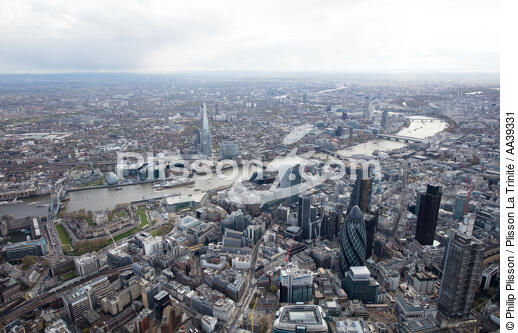 London - © Philip Plisson / Plisson La Trinité / AA39331 - Photo Galleries - Construction/Building