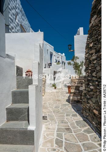 The Cyclades on the Aegean Sea - © Philip Plisson / Plisson La Trinité / AA39712 - Photo Galleries - Foreign country