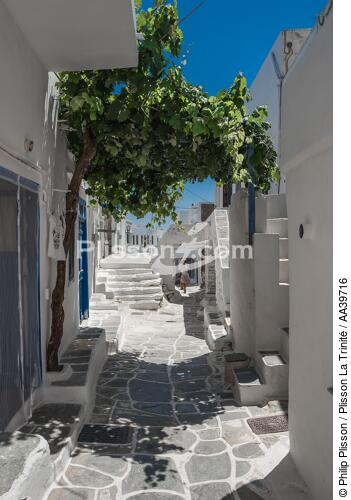 The Cyclades on the Aegean Sea - © Philip Plisson / Plisson La Trinité / AA39716 - Photo Galleries - Foreign country