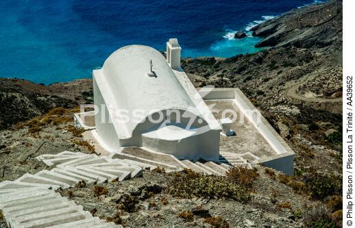 The Cyclades on the Aegean Sea - © Philip Plisson / Plisson La Trinité / AA39652 - Photo Galleries - Religious monument