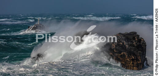 Finistère coast during Zeus storm in 2017 - © Philip Plisson / Plisson La Trinité / AA39426 - Photo Galleries - Brittany