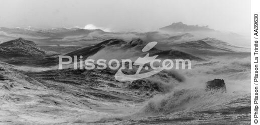 Tempête sur les côtes bretonnes - © Philip Plisson / Plisson La Trinité / AA39630 - Nos reportages photos - Vue non aérienne