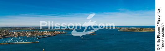 Roscoff dans le Finistère - © Philip Plisson / Plisson La Trinité / AA39639 - Nos reportages photos - Bretagne