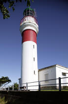 Le phare de Bel Air à Sainte-Suzanne sur l'île de la Réunion © Philip Plisson / Pêcheur d’Images / AA39921 - Nos reportages photos - Signalisation maritime