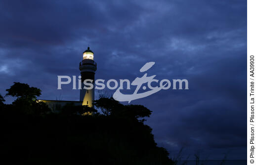 Le phare de Bel Air à Sainte-Suzanne sur l'île de la Réunion - © Philip Plisson / Plisson La Trinité / AA39930 - Nos reportages photos - Activité maritime